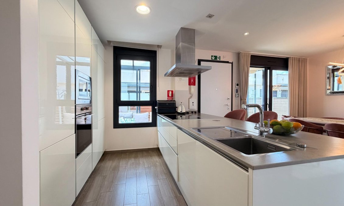Resale - Villa -
Torrevieja - Aguas Nuevas