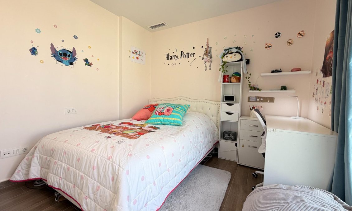 Resale - Villa -
Torrevieja - Aguas Nuevas