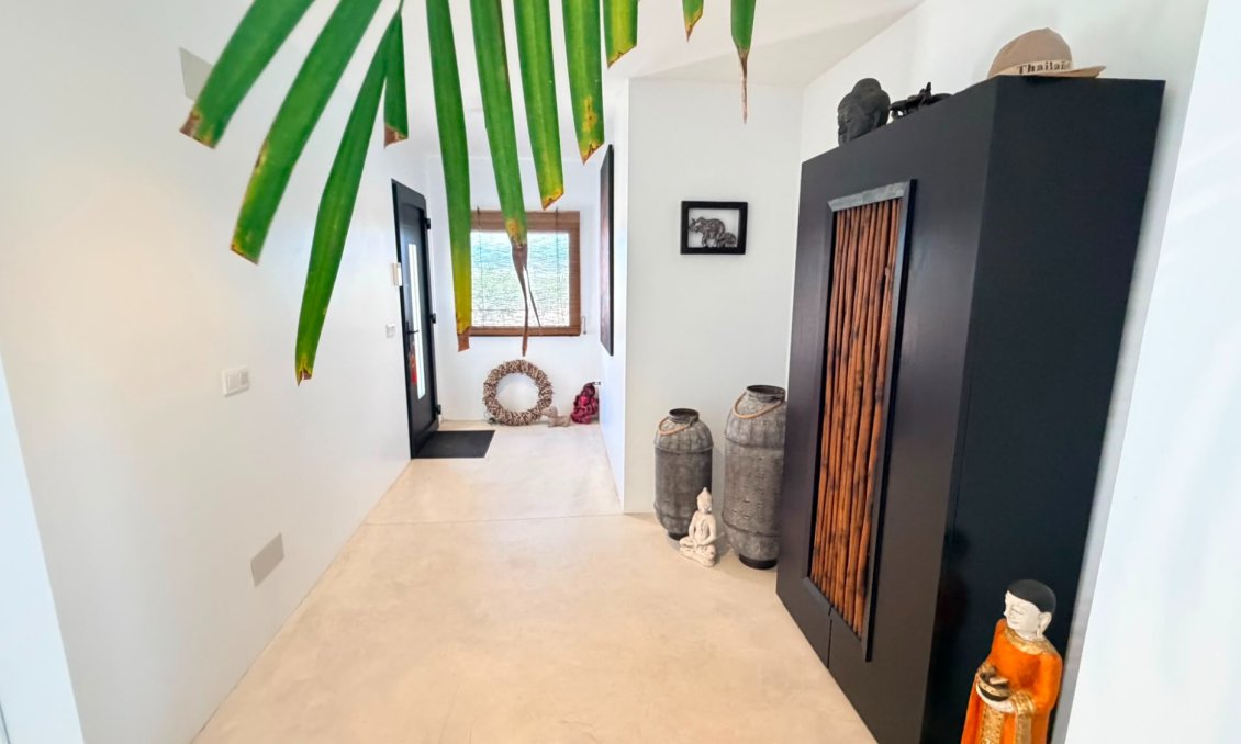 Resale - Villa -
Pinoso - Inland