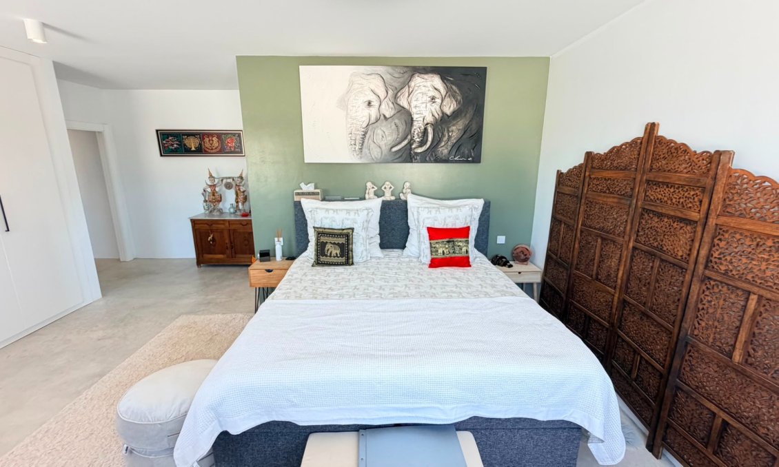 Resale - Villa -
Pinoso - Inland