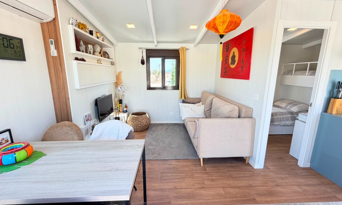 Resale - Villa -
Pinoso - Inland