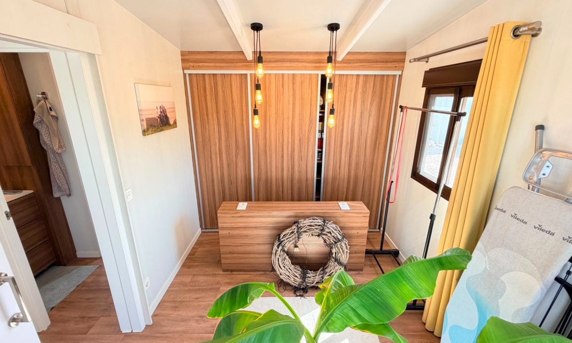 Resale - Villa -
Pinoso - Inland