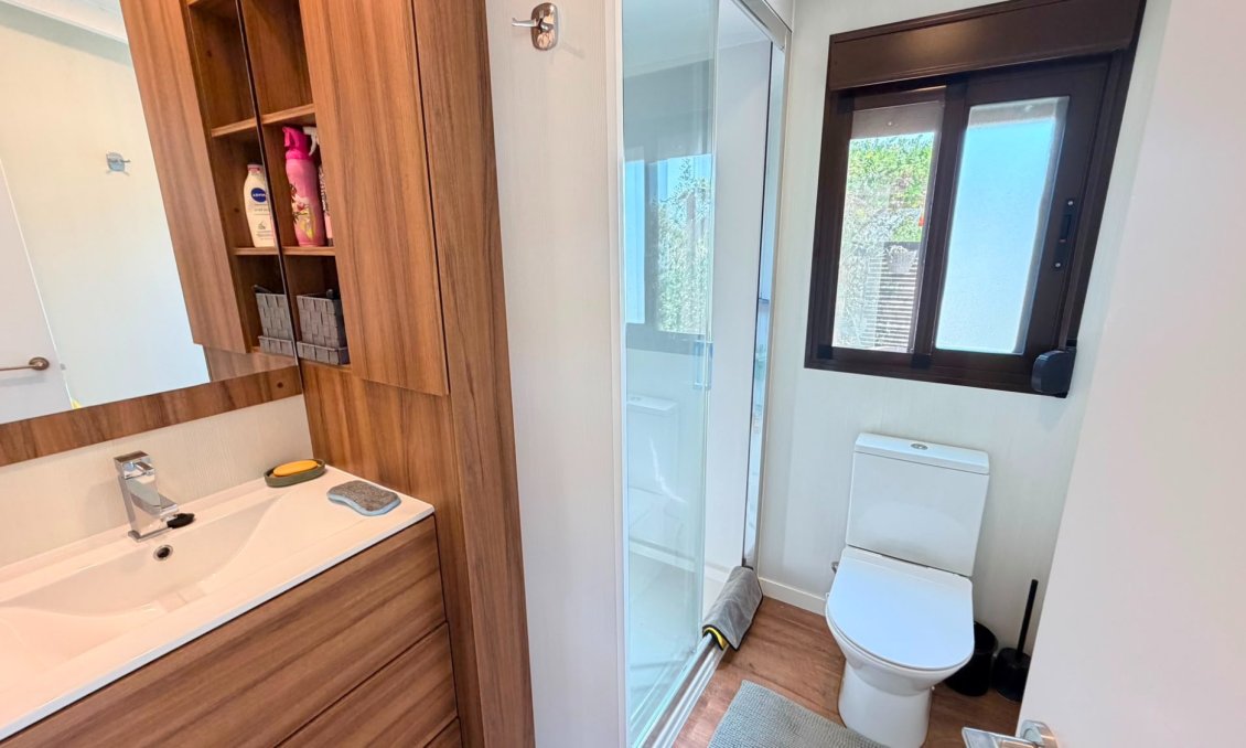 Resale - Villa -
Pinoso - Inland