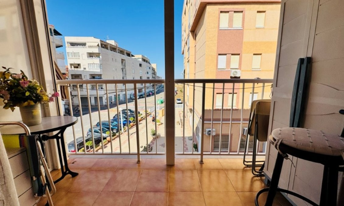 Segunda mano - Apartamento -
La Mata - Costa Blanca