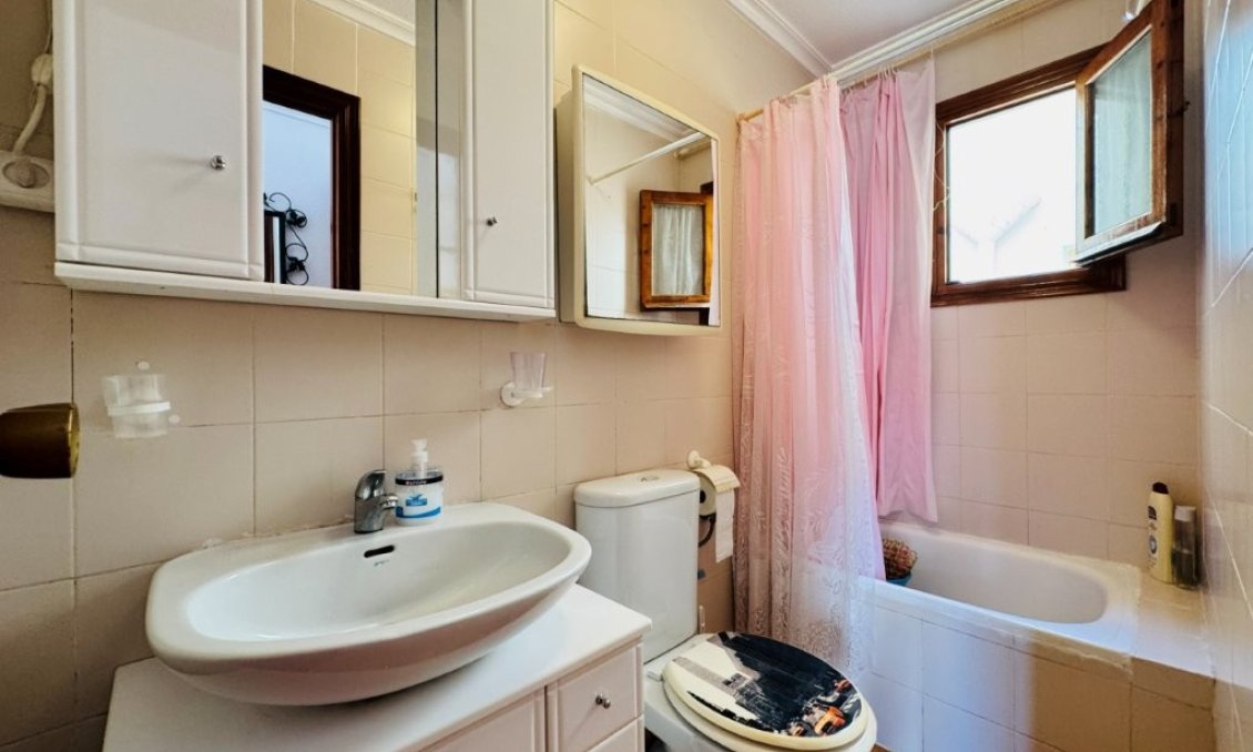 Segunda mano - Apartamento -
La Mata - Costa Blanca