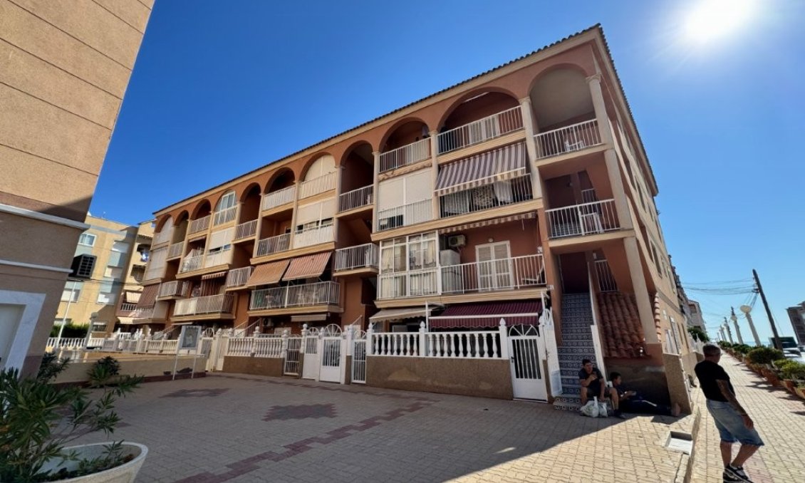 Segunda mano - Apartamento -
La Mata - Costa Blanca