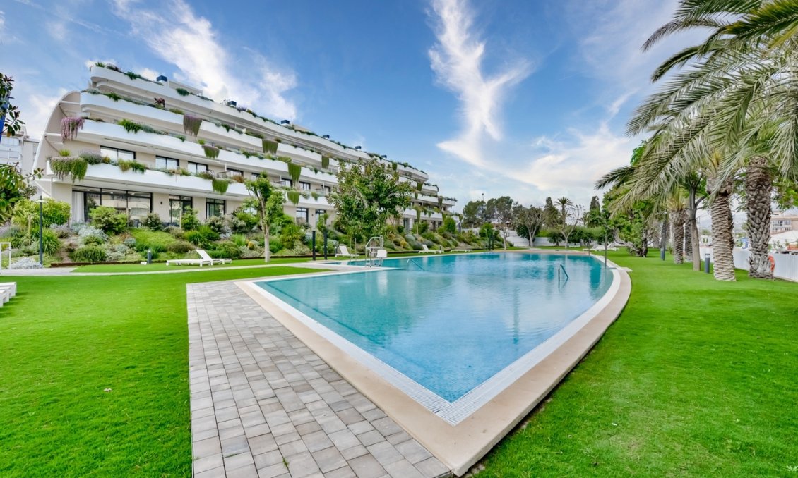 Resale - Apartment -
Alfas del Pí - Albir