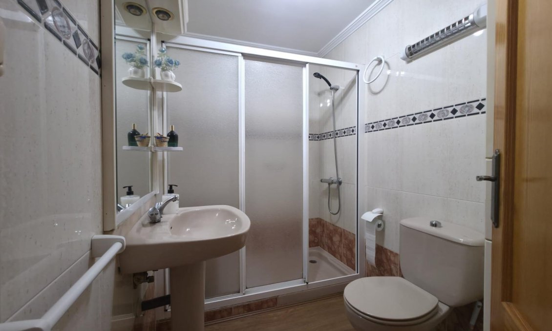 Resale - Apartment -
Torrevieja - Acequion