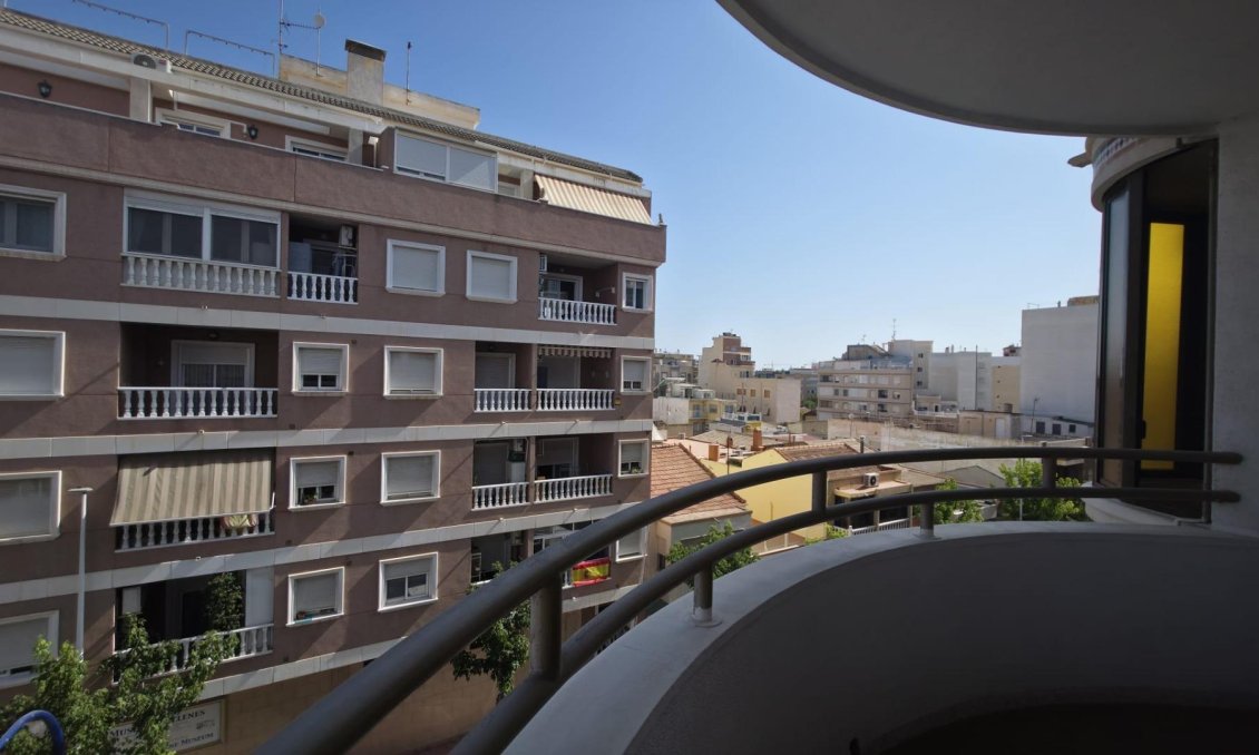 Resale - Apartment -
Torrevieja - Acequion