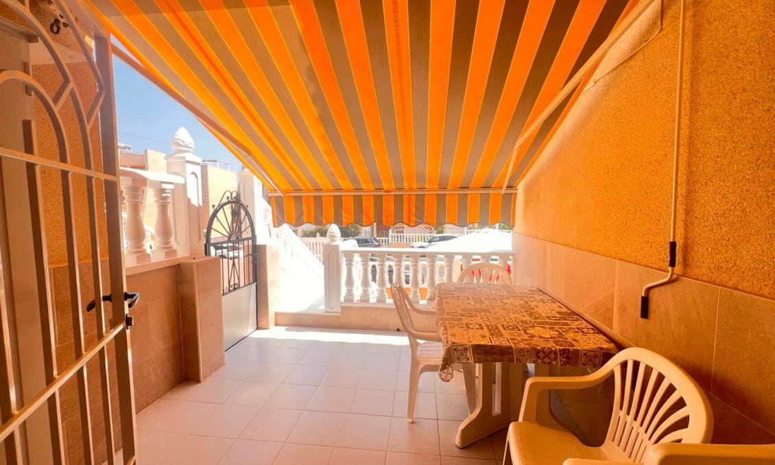 Használt Ingatlanok - Bungaló -
Torrevieja - Torrejón