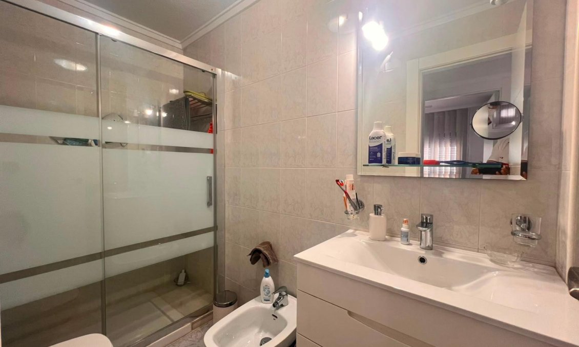 Használt Ingatlanok - Bungaló -
Torrevieja - Torrejón