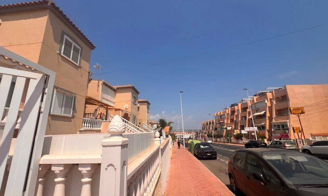 Használt Ingatlanok - Bungaló -
Torrevieja - Torrejón
