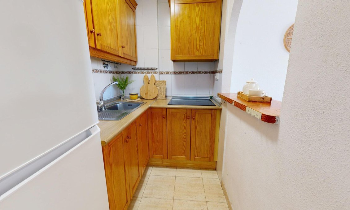 Resale - Apartment -
Torrevieja - Estacion De Autobuses
