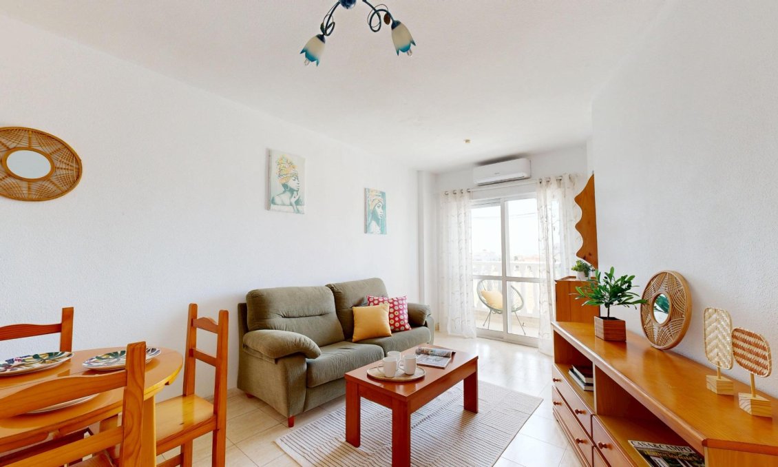 Resale - Apartment -
Torrevieja - Estacion De Autobuses