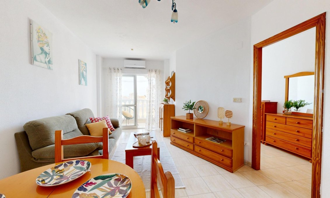 Resale - Apartment -
Torrevieja - Estacion De Autobuses