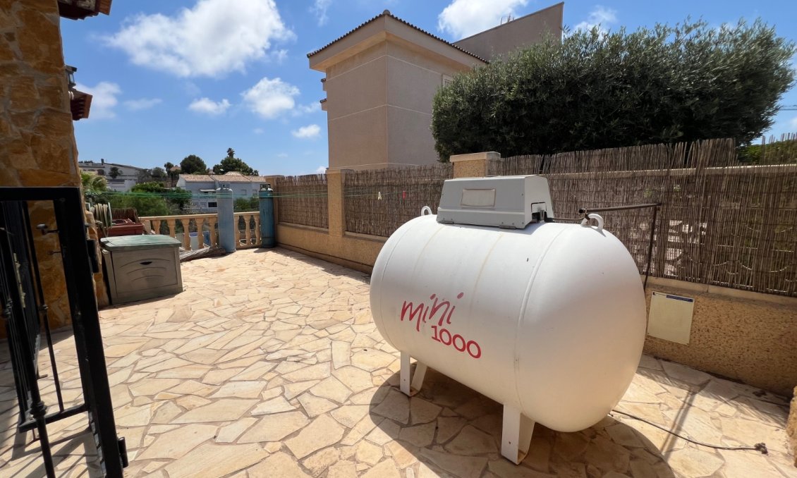 Resale - Villa -
San Fulgencio - Costa Blanca