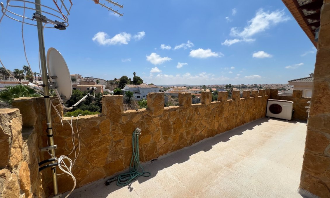 Resale - Villa -
San Fulgencio - Costa Blanca