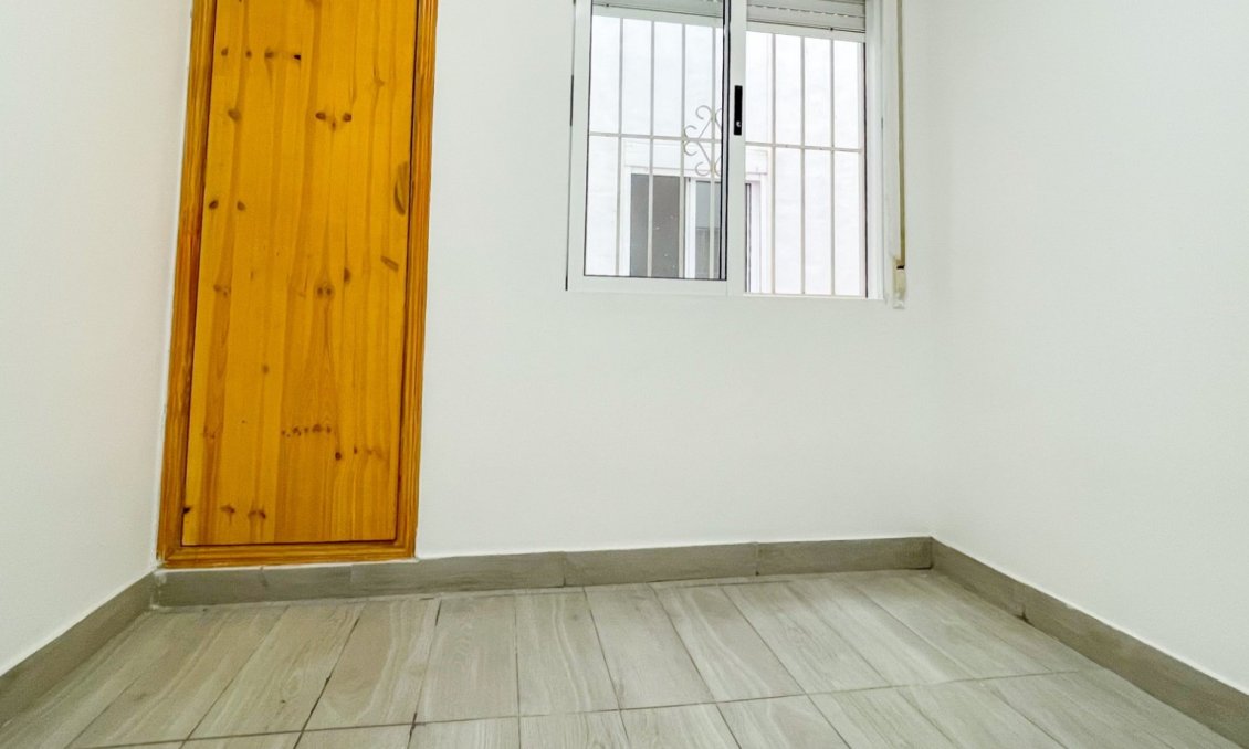 Segunda mano - Apartamento -
Torrevieja - Costa Blanca