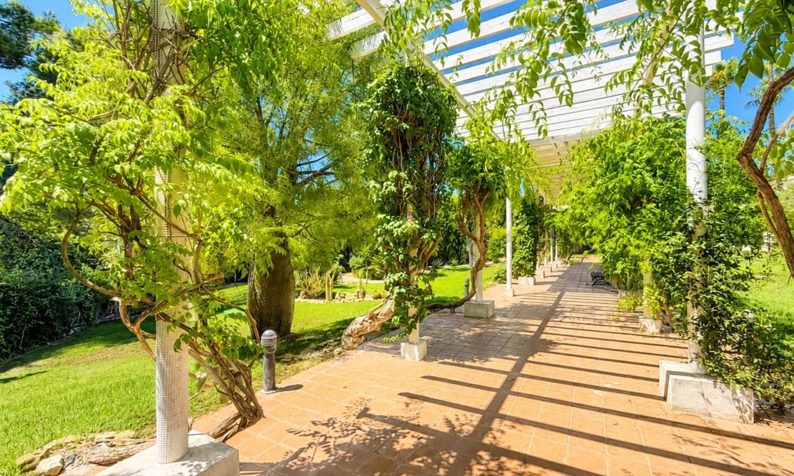 Használt Ingatlanok - Villa -
Villamartin - Costa Blanca