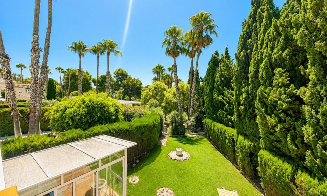 Használt Ingatlanok - Villa -
Villamartin - Costa Blanca