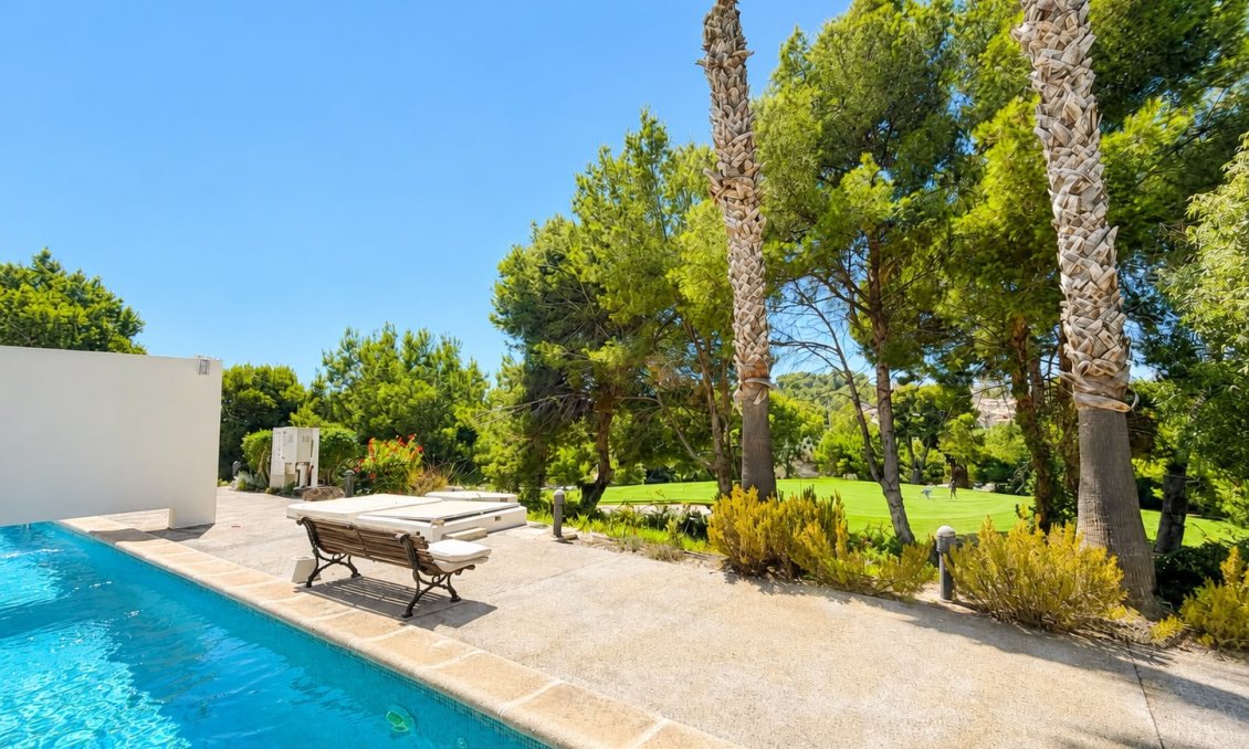 Használt Ingatlanok - Villa -
Villamartin - Costa Blanca