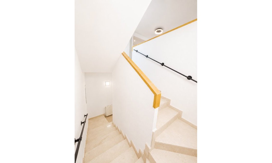 Használt Ingatlanok - Villa -
Villamartin - Costa Blanca