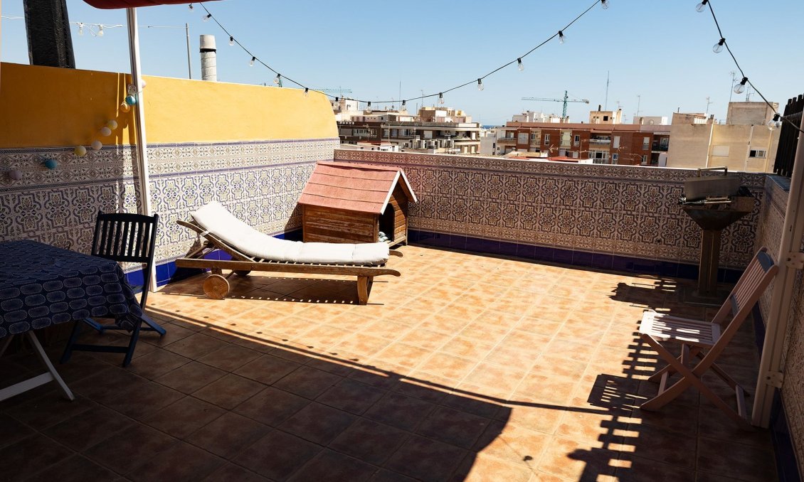 Használt Ingatlanok - Tetőtéri lakás -
Torrevieja - Costa Blanca