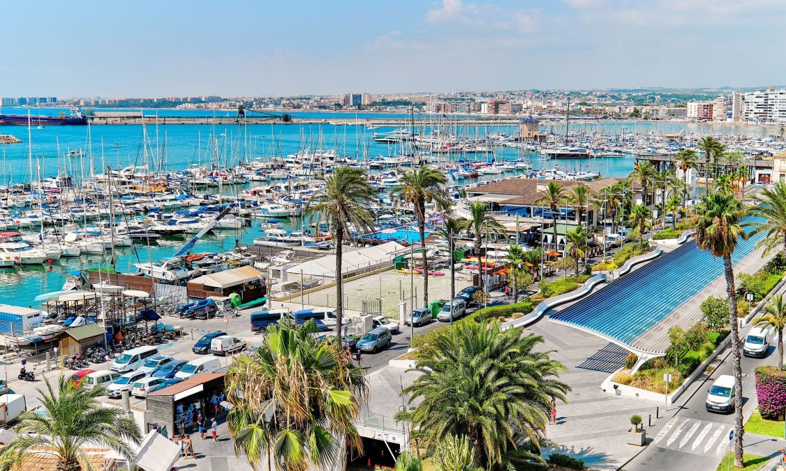 Használt Ingatlanok - Tetőtéri lakás -
Torrevieja - Costa Blanca