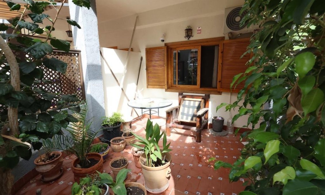 Használt Ingatlanok - Bungaló -
Torrevieja - Costa Blanca