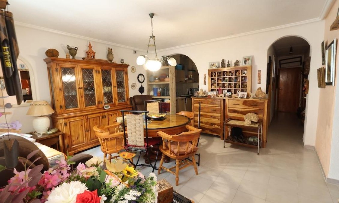 Használt Ingatlanok - Bungaló -
Torrevieja - Costa Blanca