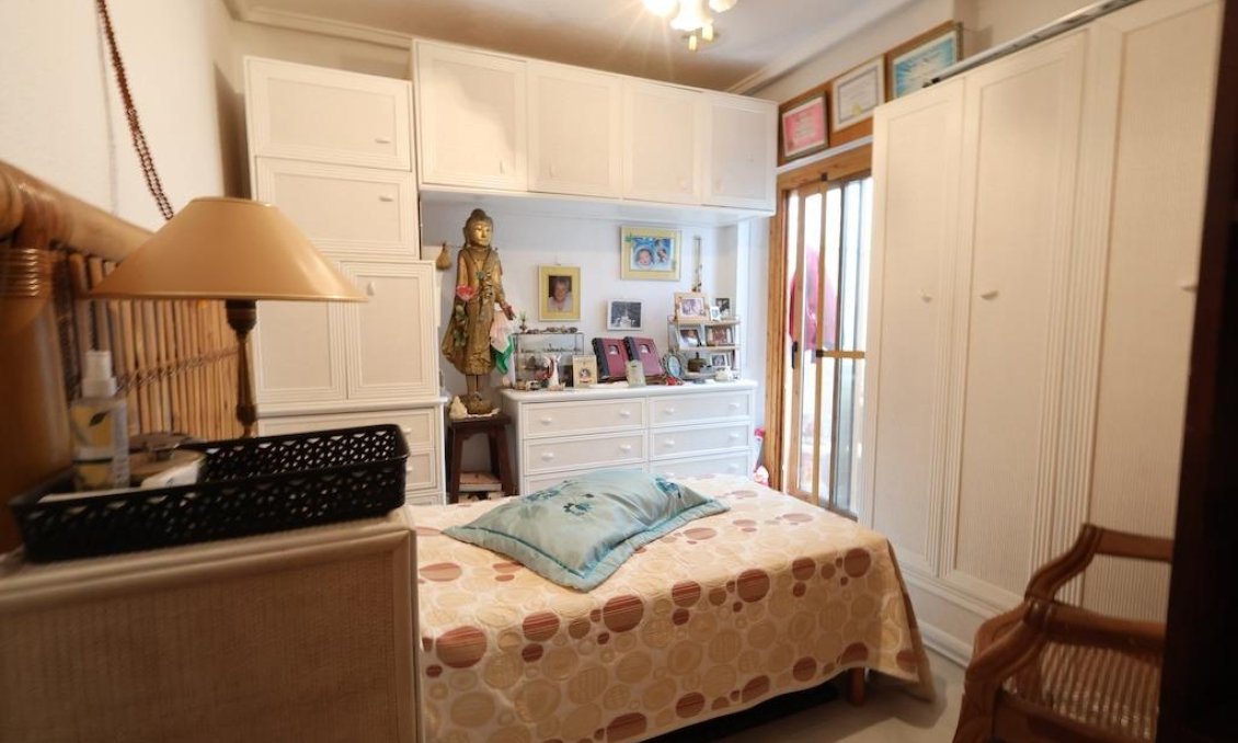 Használt Ingatlanok - Bungaló -
Torrevieja - Costa Blanca