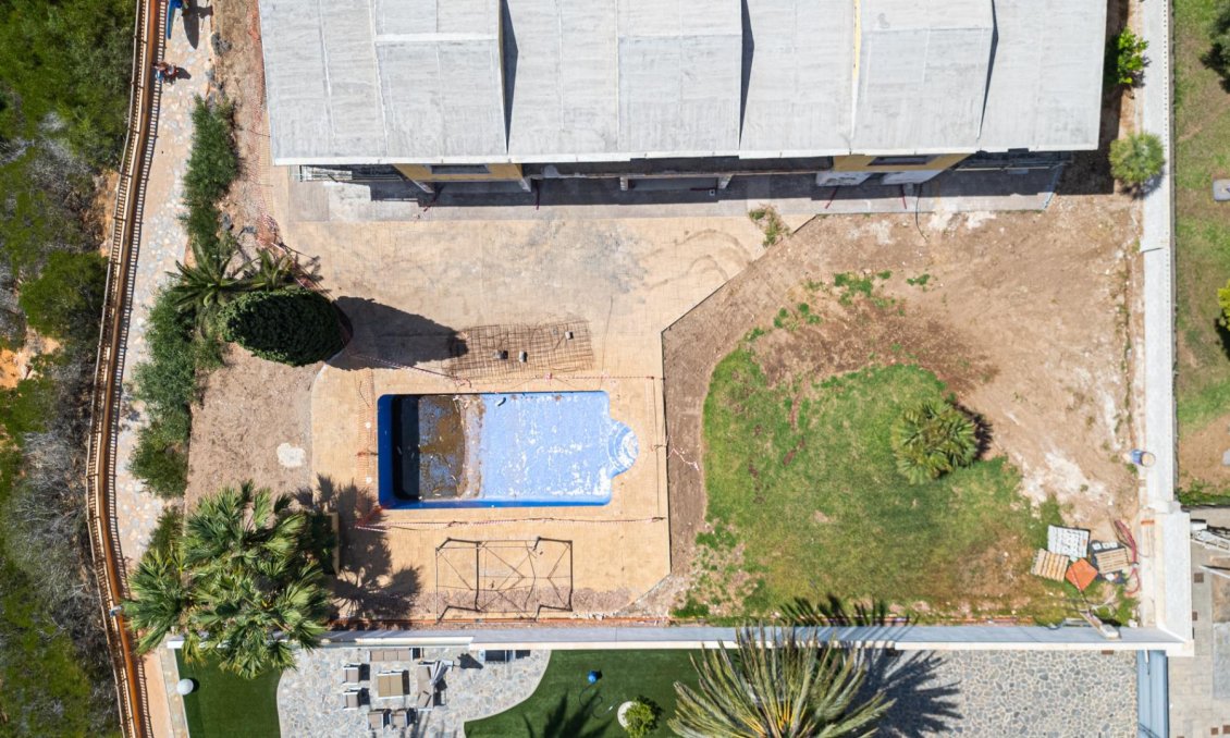 Segunda mano - Villa -
Orihuela Costa - Cabo Roig