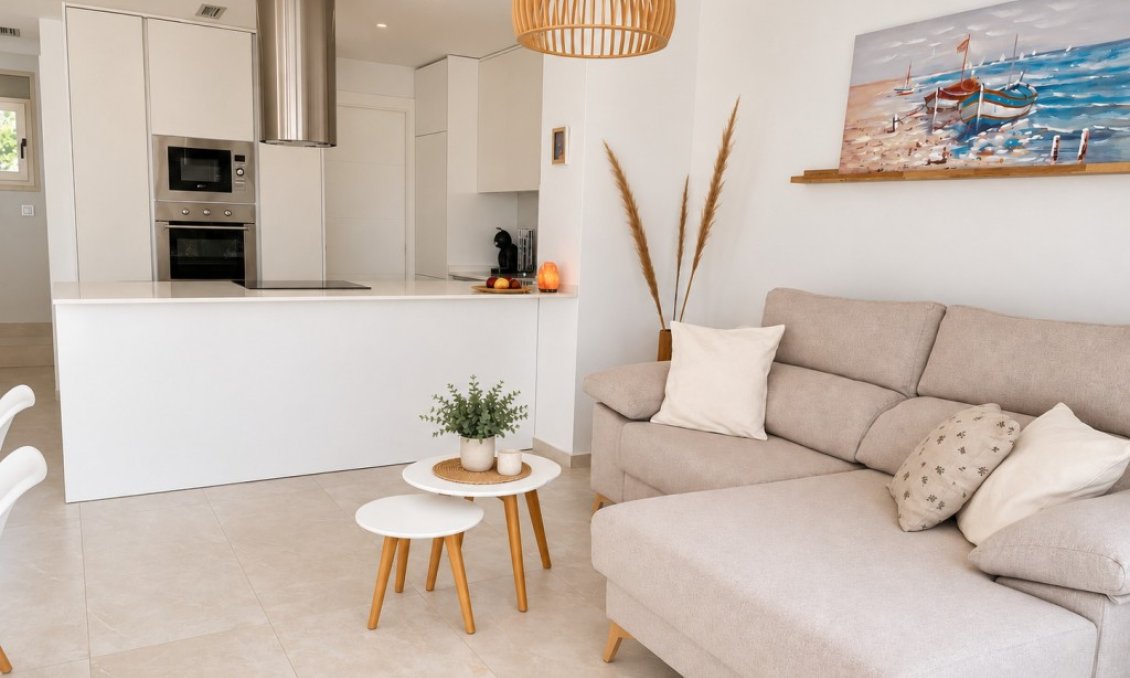 Resale - Villa -
San Miguel de Salinas - Inland