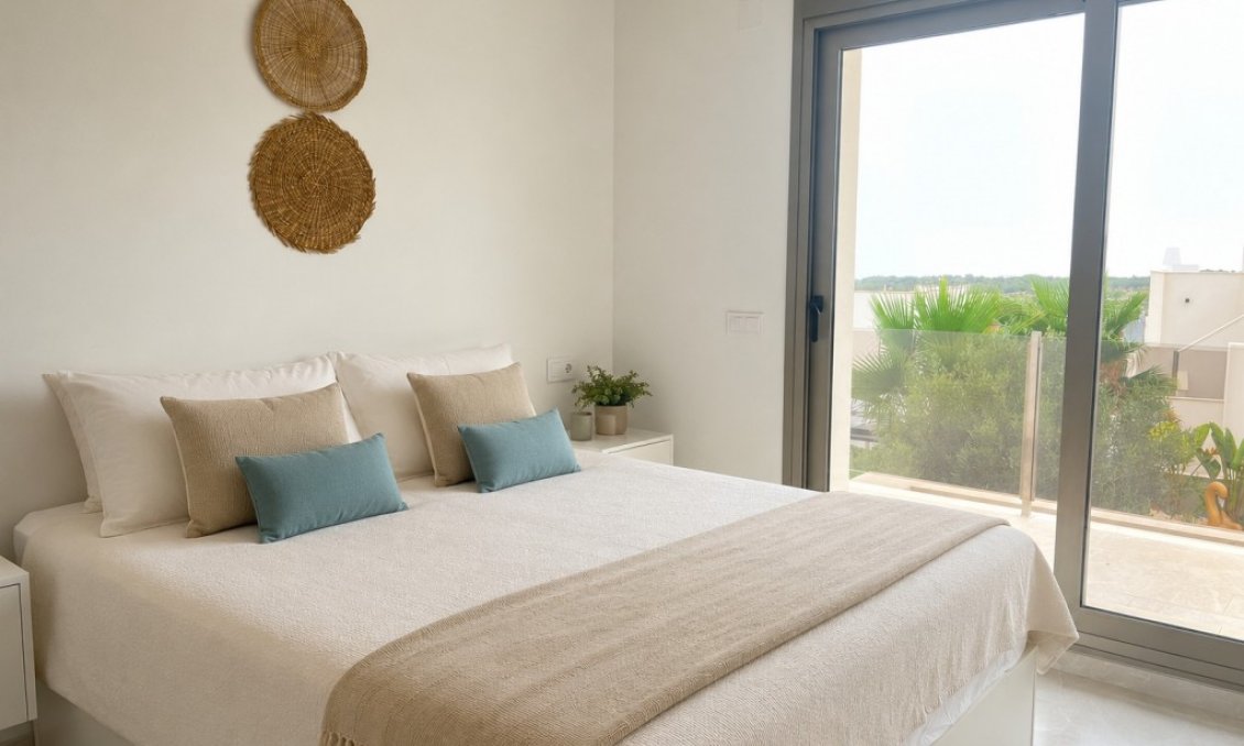 Resale - Villa -
San Miguel de Salinas - Inland