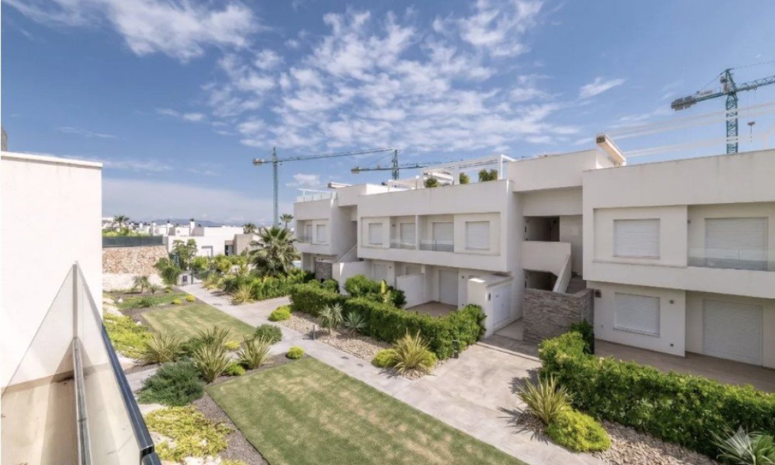 Használt Ingatlanok - Apartman -
Algorfa - Inland