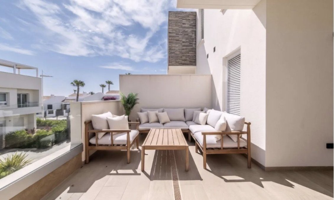 Használt Ingatlanok - Apartman -
Algorfa - Inland