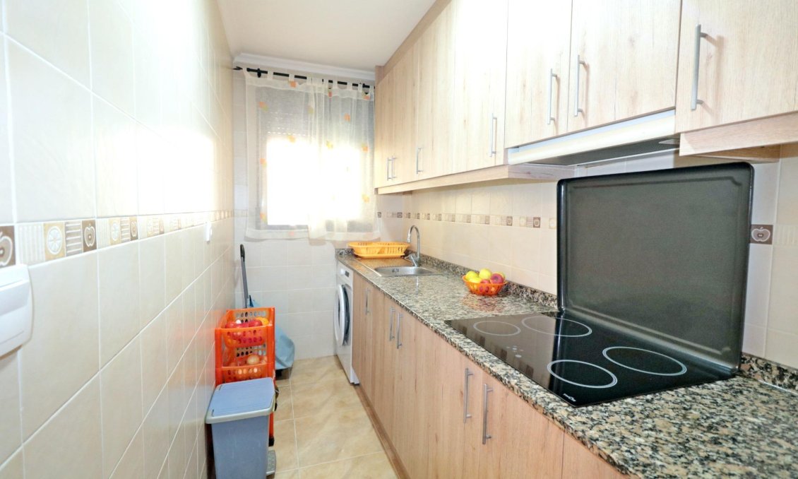Resale - Apartment -
Torrevieja - Acequion