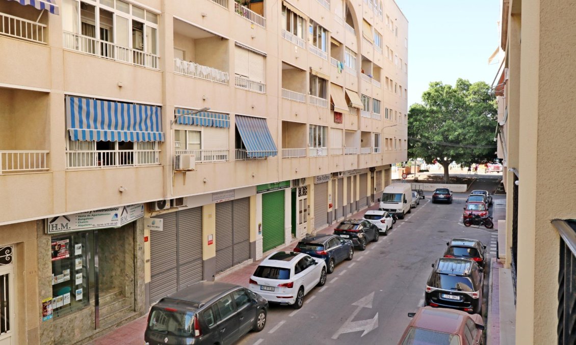 Resale - Apartment -
Torrevieja - Acequion