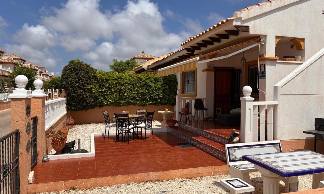 Revente - Villa / Jumelée -
Lomas de Caboroig - Costa Blanca