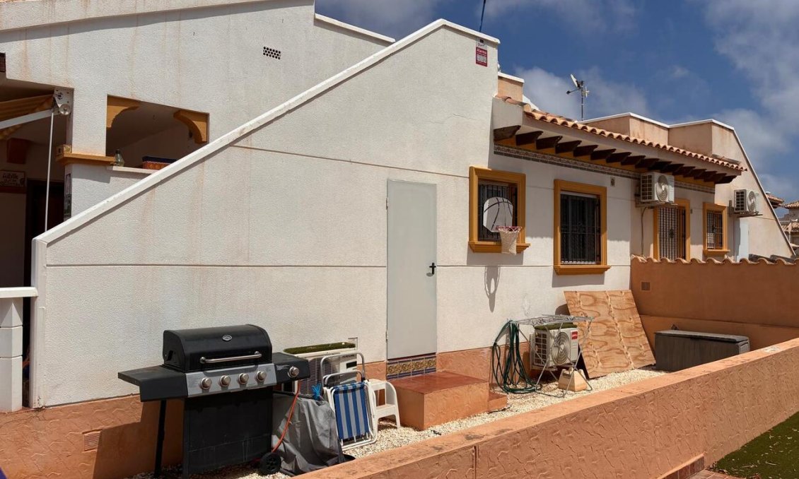 Revente - Villa / Jumelée -
Lomas de Caboroig - Costa Blanca