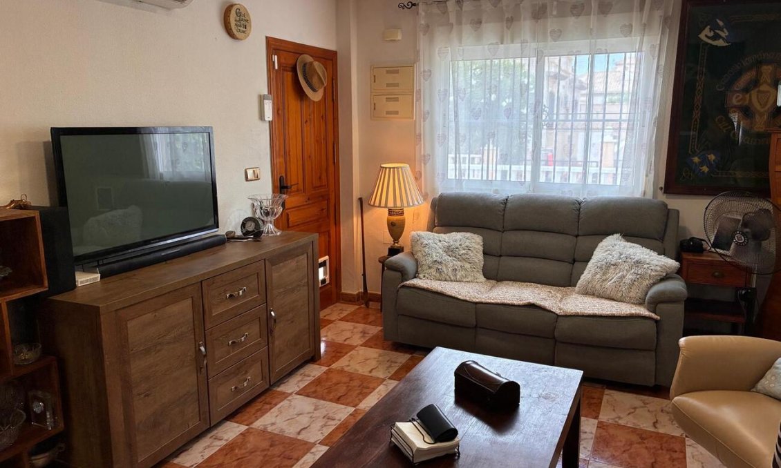 Revente - Villa / Jumelée -
Lomas de Caboroig - Costa Blanca
