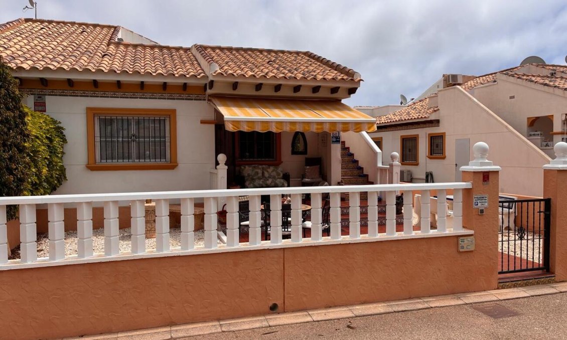 Revente - Villa / Jumelée -
Lomas de Caboroig - Costa Blanca