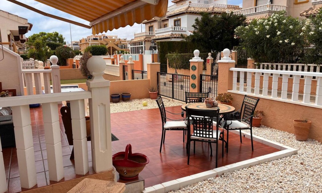 Revente - Villa / Jumelée -
Lomas de Caboroig - Costa Blanca