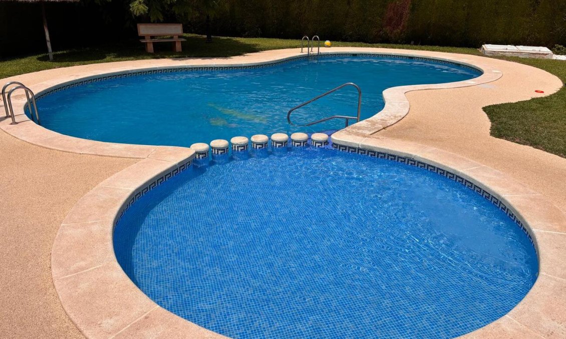 Revente - Villa / Jumelée -
Lomas de Caboroig - Costa Blanca