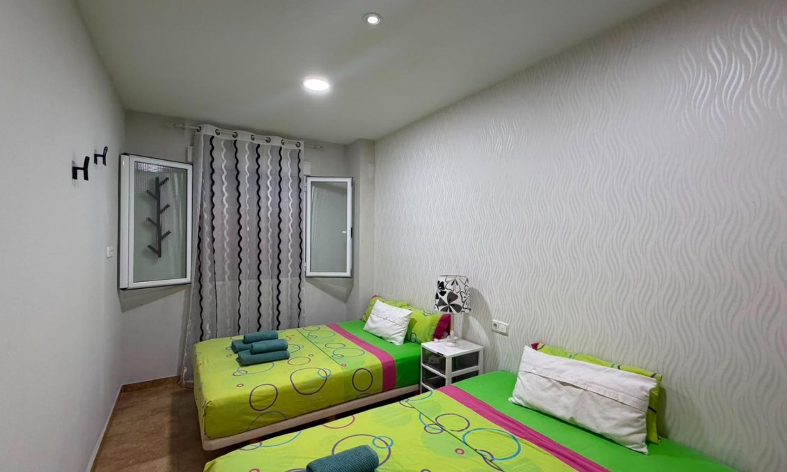 Resale - Apartment -
Torrevieja - Acequion