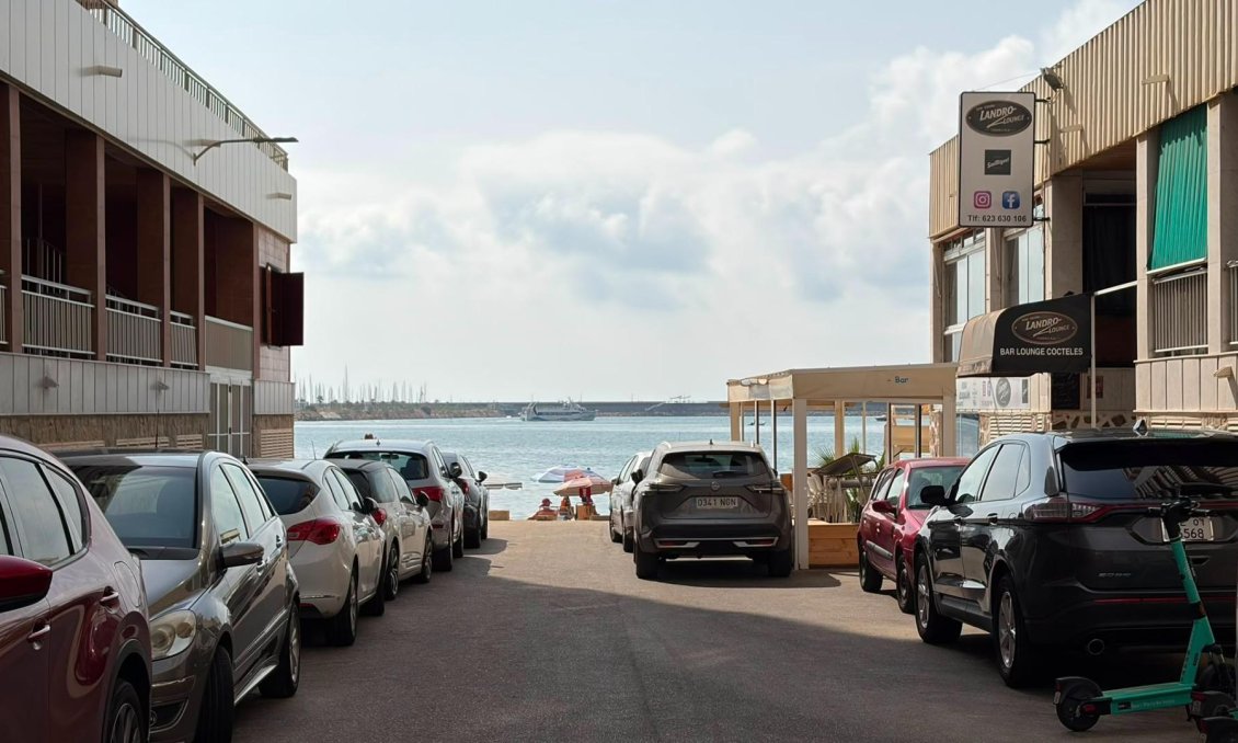 Resale - Apartment -
Torrevieja - Acequion