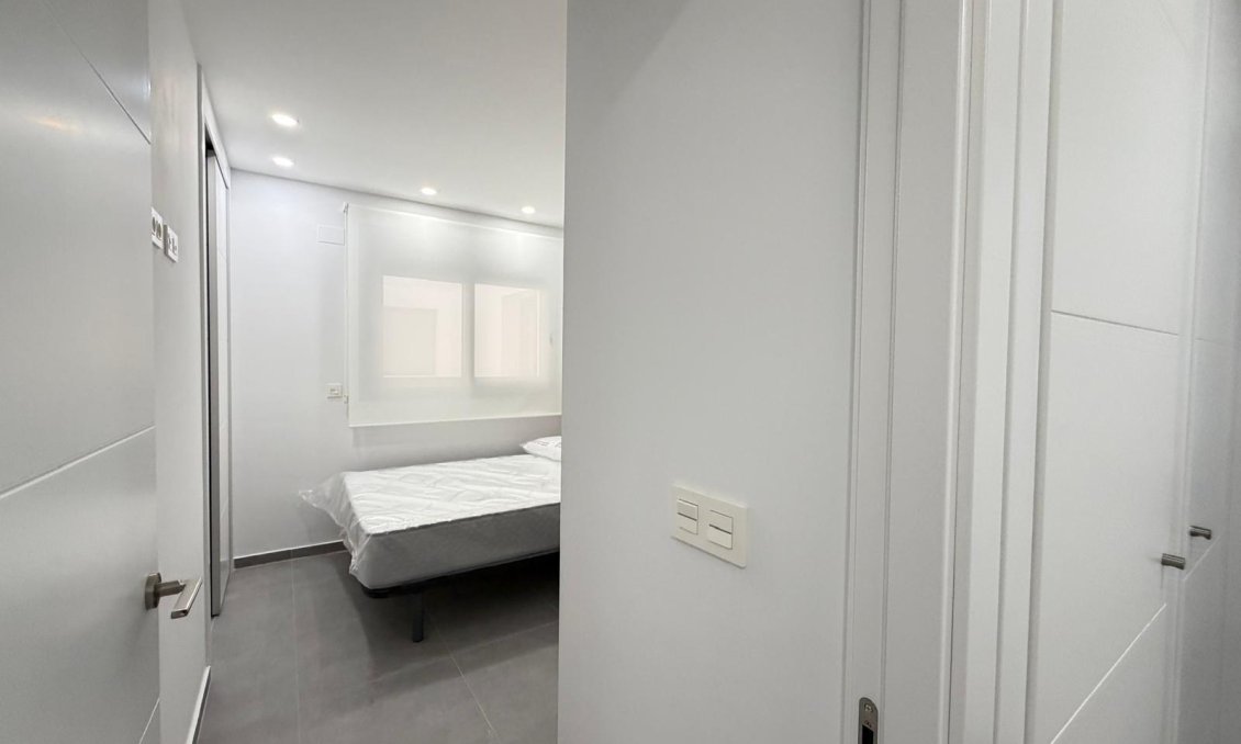 Resale - Apartment -
Torrevieja - Estacion De Autobuses
