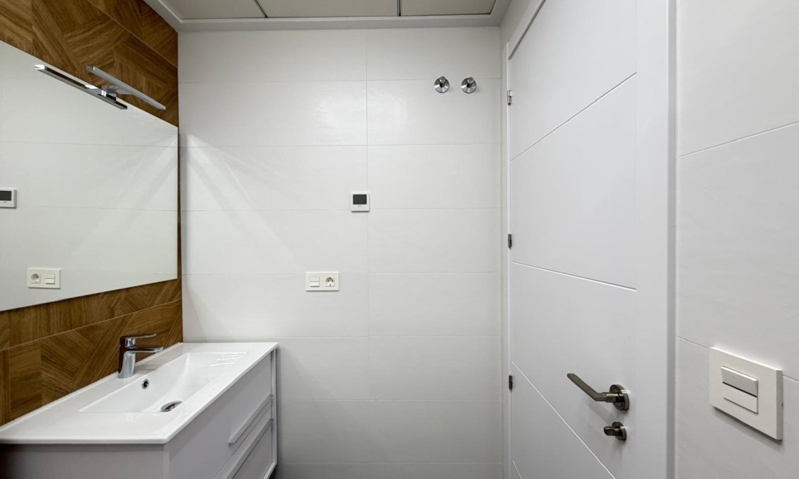 Resale - Apartment -
Torrevieja - Estacion De Autobuses