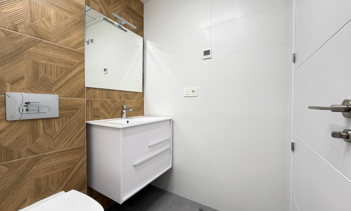 Resale - Apartment -
Torrevieja - Estacion De Autobuses