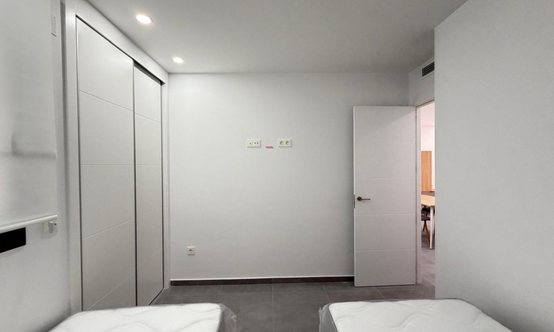 Resale - Apartment -
Torrevieja - Estacion De Autobuses